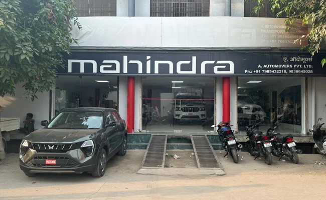 Mahindra Showroom in Lucknow