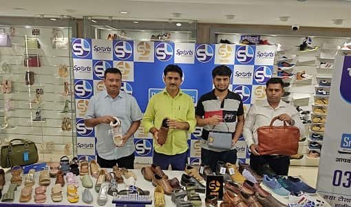 Sreeleathers Showroom in India – Product, Price, Timing, Location & More