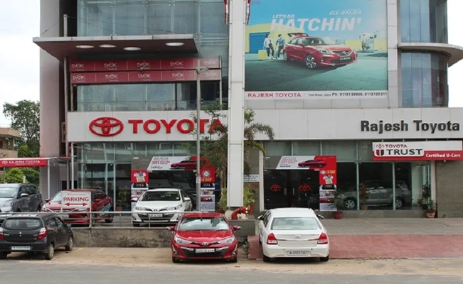 Toyota Showroom in Jaipur – Complete Buying Guide for Toyota Cars